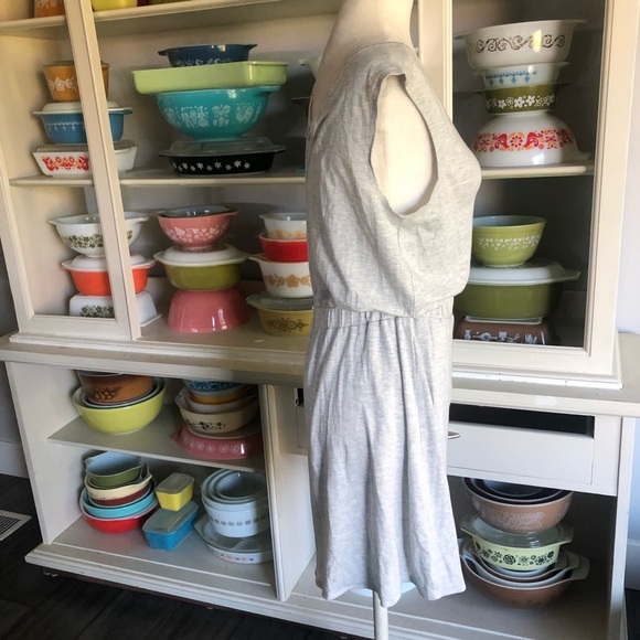 Athleta Heather Gray Dress w/ Criss Cross Back - Size Small - Picture 6 of 16